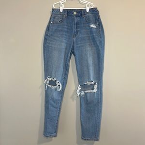American Eagle Mom Jeans Size 4 Regular